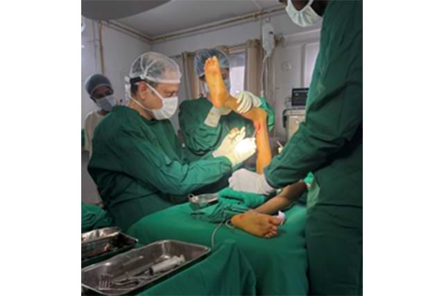 Orthopedic surgery in India (Photo credit: Dr. Sharan| Copyright: © Dr. Deepak Sharan, 2025)